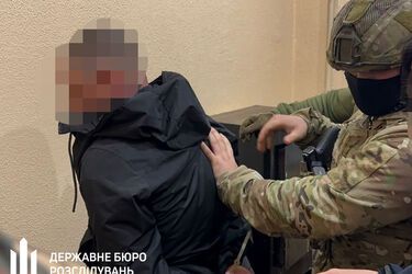 ДБР затримало працівників одеського ТЦК, які вимагали тисячі доларів на блок-постах
