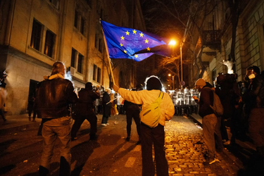 Революція в Грузії в очікуванні двох ходів 'Мрії'