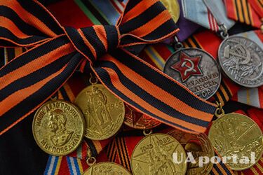 Україна має право забороняти носіння 'георгіївської стрічки' – ЄСПЛ