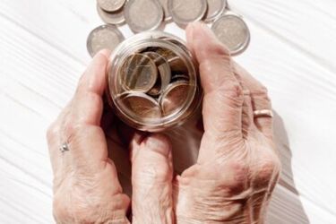 Более 8 тысяч в месяц: какие категории пенсионеров получат больше денег в 2025 году