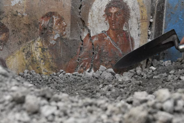 Скарби Помпеїв: археологи знайшли будинок із міфологічними сюжетами на фресках (фото)