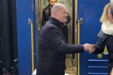Шольц прибув до Києва: оголосить про нові поставки зброї до України на 650 млн євро