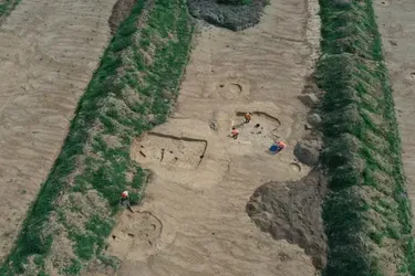 Неймовірне відкриття у Чехії: археологи знайшли древнє місто віком 7000 років, де добували золото