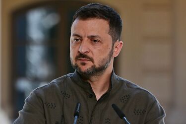 'Ми боремося заради життя, Фіцо бореться заради грошей, причому навряд чи заради грошей для Словаччини' - Зеленський