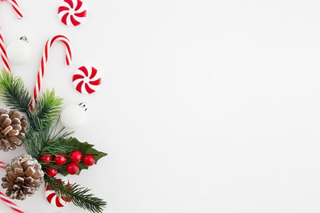 Поздравления с наступающим Новым годом 2025: лучшие новогодние открытки и теплые пожелания для близких