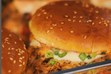 Mexican mini burgers: a great option for parties