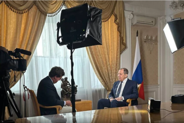 Послание Путина американцам: что Лавров сказал в интервью Такеру Карлсону