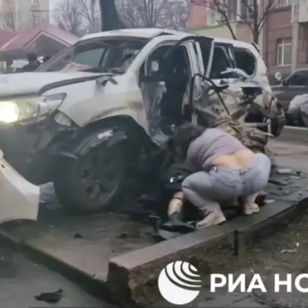 В оккупированном Донецке взорвали автомобиль: погиб эксначальник Оленивской колонии Евсюков, его жена травмирована (фото, видео)
