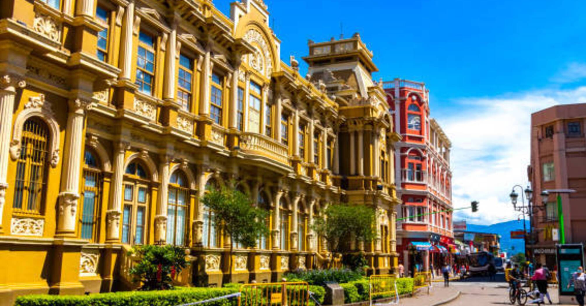 Oszałamiająca przyroda i biurokracja: co wziąć pod uwagę przeprowadzając się do Kostaryki