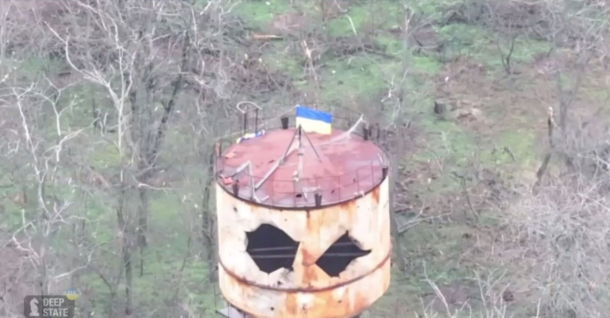 З’явилося відео, як морпіхи 35 ОБрМП встановили прапор України у Кринках