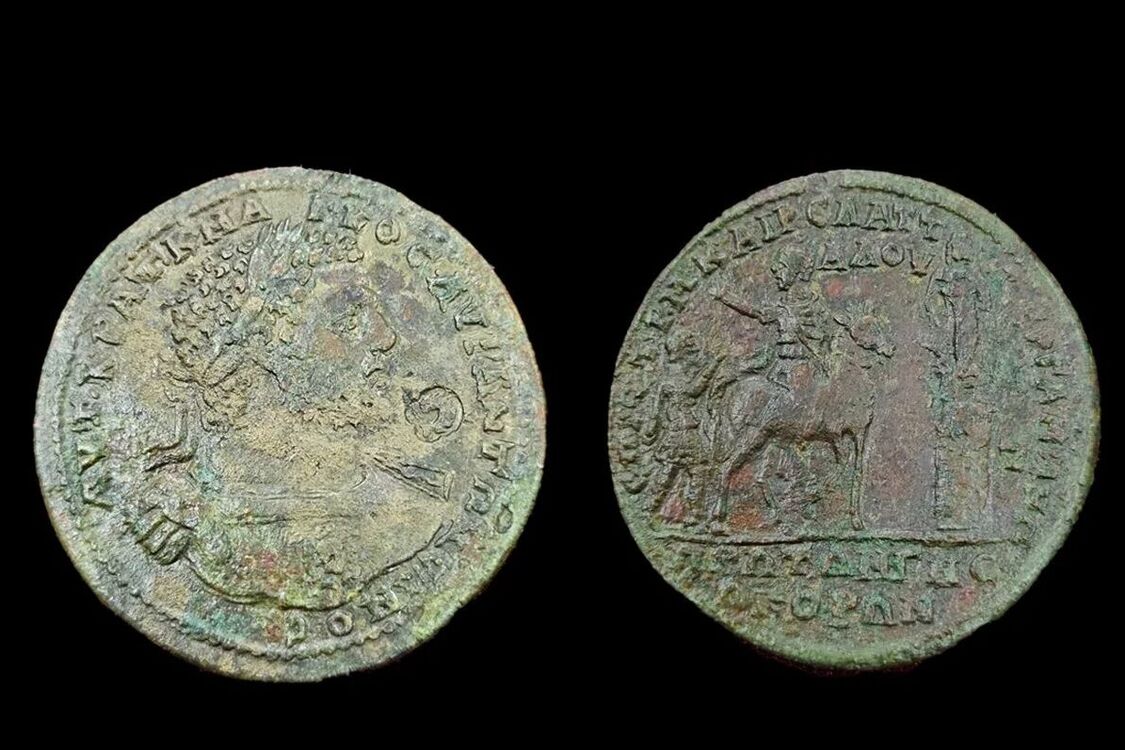 Unikalny medalion cesarza znaleziony w grobowcu w Bułgarii (foto)