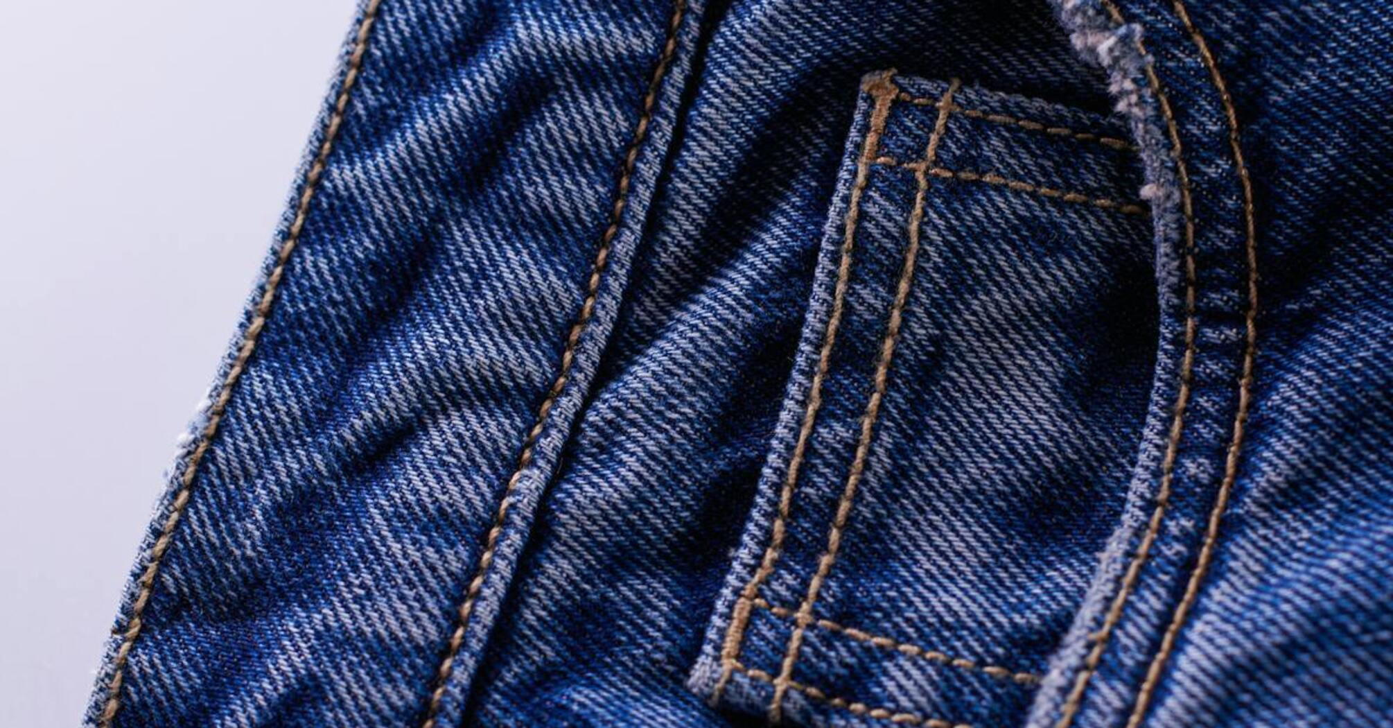 Для чого насправді маленька кишеня на передній частині ваших джинсів