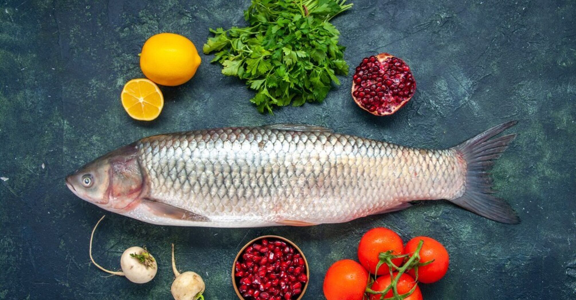 Як позбутися рибного запаху на кухні: Ефективні поради від досвідчених господарок