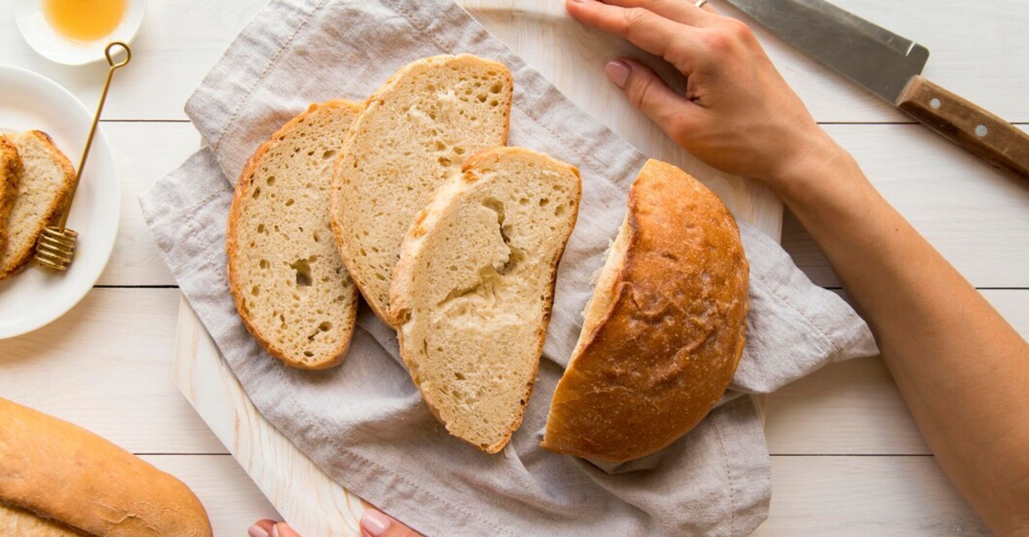 Як надовго зберегти хліб свіжим: Прості способи
