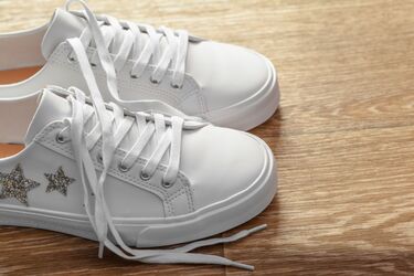 How to bring white sneakers back to normal