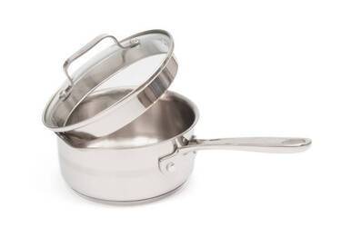 Life hacks for shiny stainless steel cookware