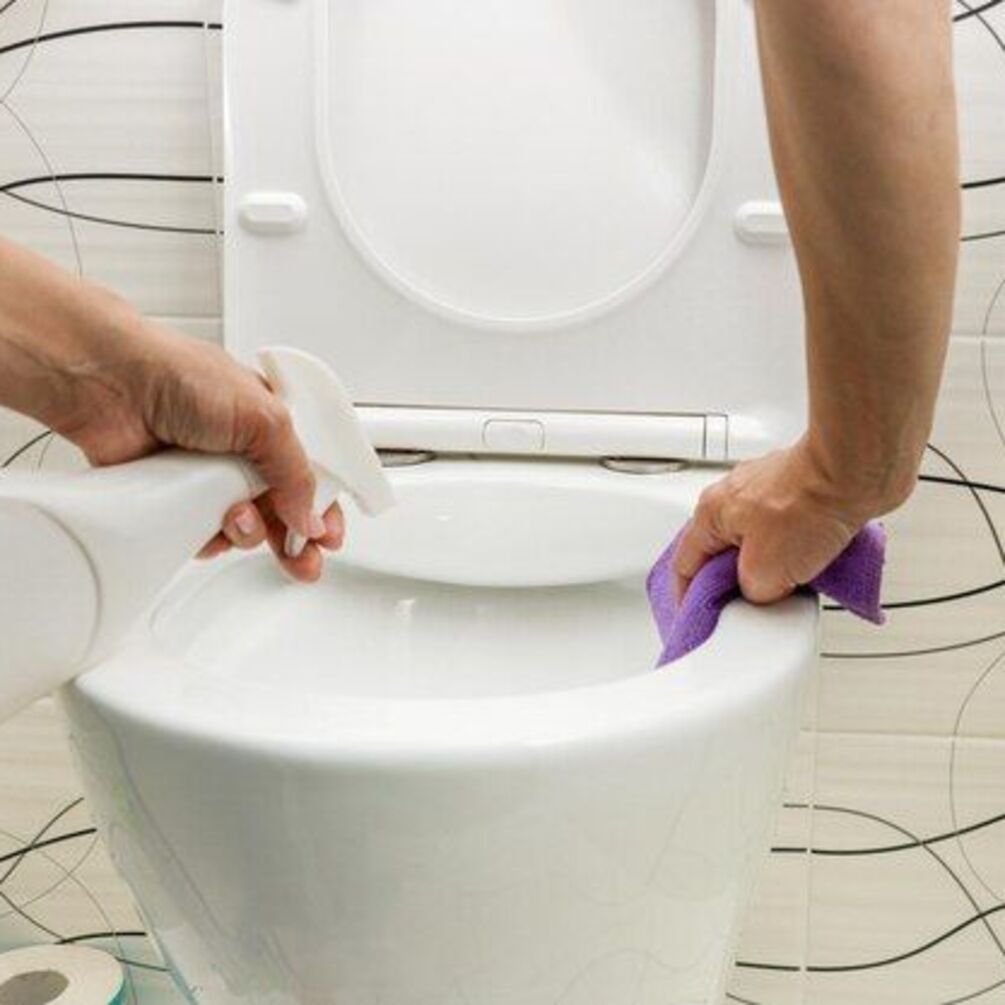 Jak wyczyścić kamień w toalecie: Skuteczne metody osiągnięcia czystości