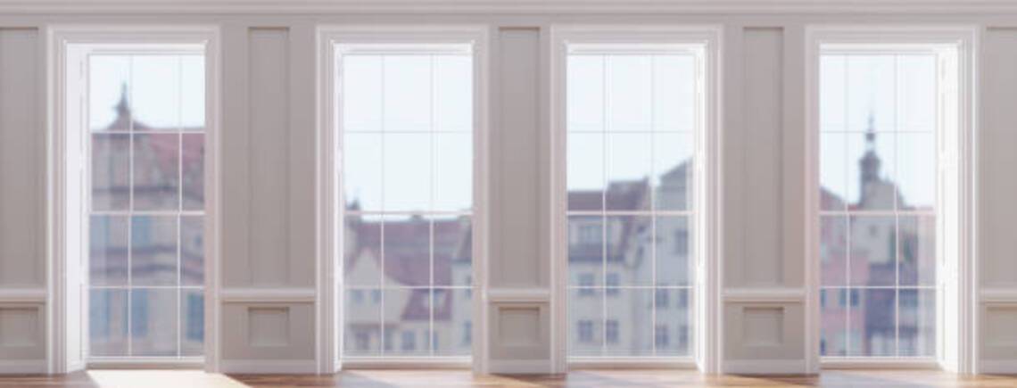 Как получить блестящие окна без разводов: советы относительно мойки