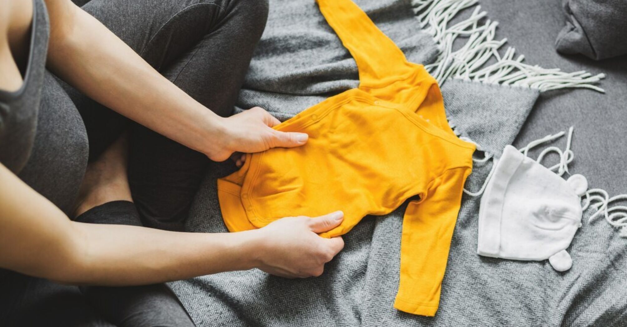 Методи виведення плям з дитячого одягу