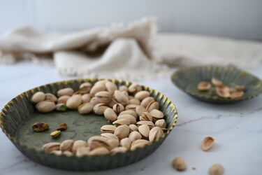 Easy ways to open pistachios: no hammer required