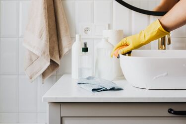 Three easy ways to remove the smell of dampness from towels