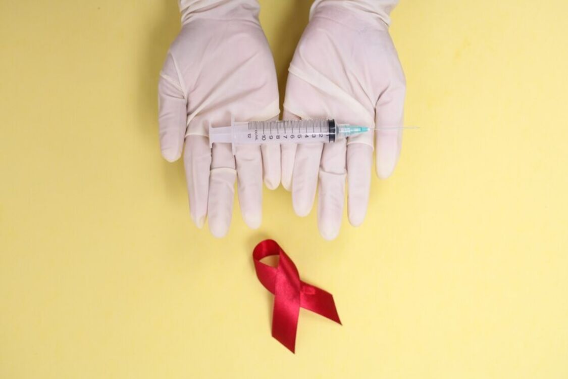  Новое лекарство от ВИЧ эффективнее таблеток