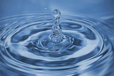 Experts explained whether it is possible to mix boiled and ordinary water