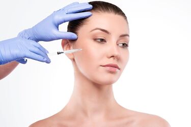 Advantages and disadvantages of Botox for the face: Is it worth it?