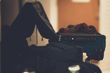 Как эффективно почистить свой чемодан после путешествия: советы профессионалов