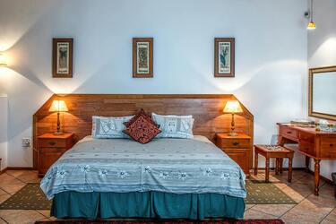 почему некоторые вещи нельзя класть на кровать по поверьям