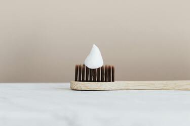 How to use toothpaste in everyday life: 5 effective tips