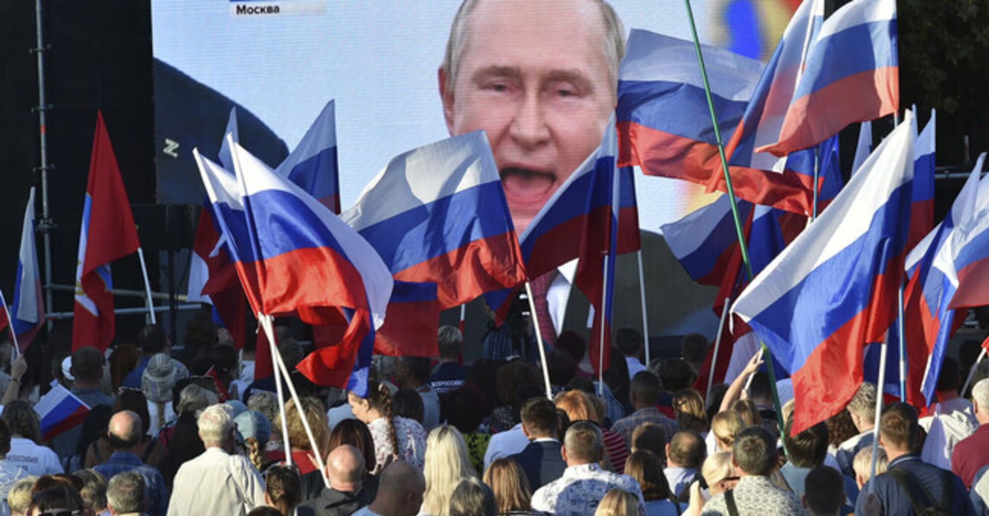 ЕС нужно подтолкнуть именовать Путина 'самопровозглашенным президентом России'