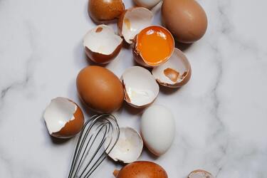 How to recycle eggshells