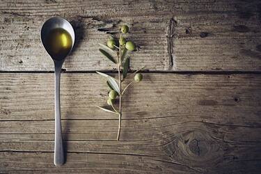 Who is strictly forbidden to use oil on an empty stomach: it will lead to hospitalization