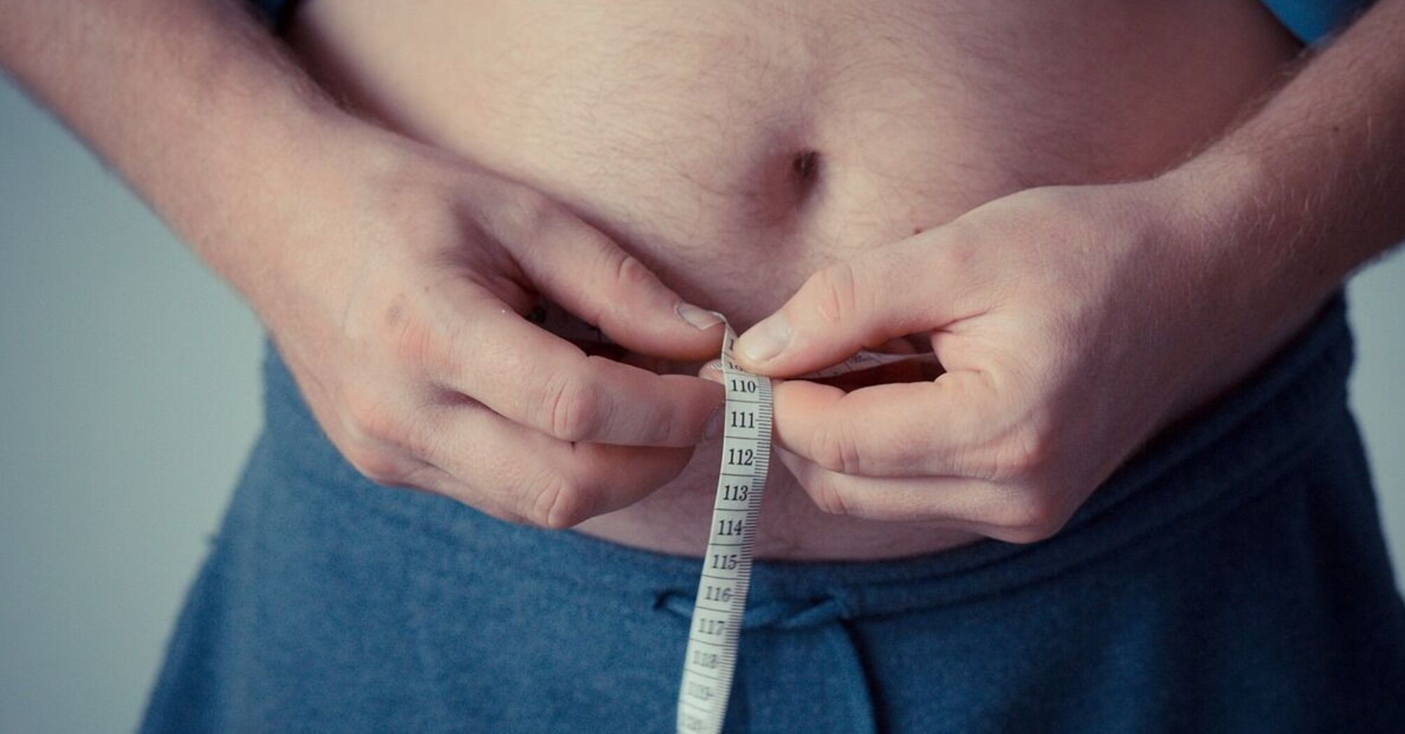 Забудьте про ІМТ: британські вчені виявили більш ефективний спосіб вимірювання ожиріння