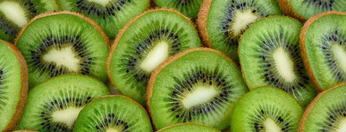 A nutritionist named 6 main benefits of kiwi and told who shouldn't eat it often