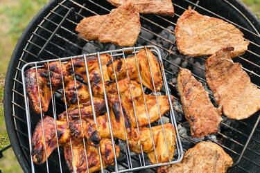 Tips for cleaning grill grates