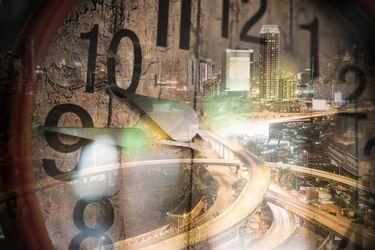 Прорив у фізиці: вчений впевнений, що створив рівняння, яке дозволить подорожувати у часі