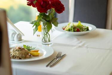 Народные верования о скатерти для стола