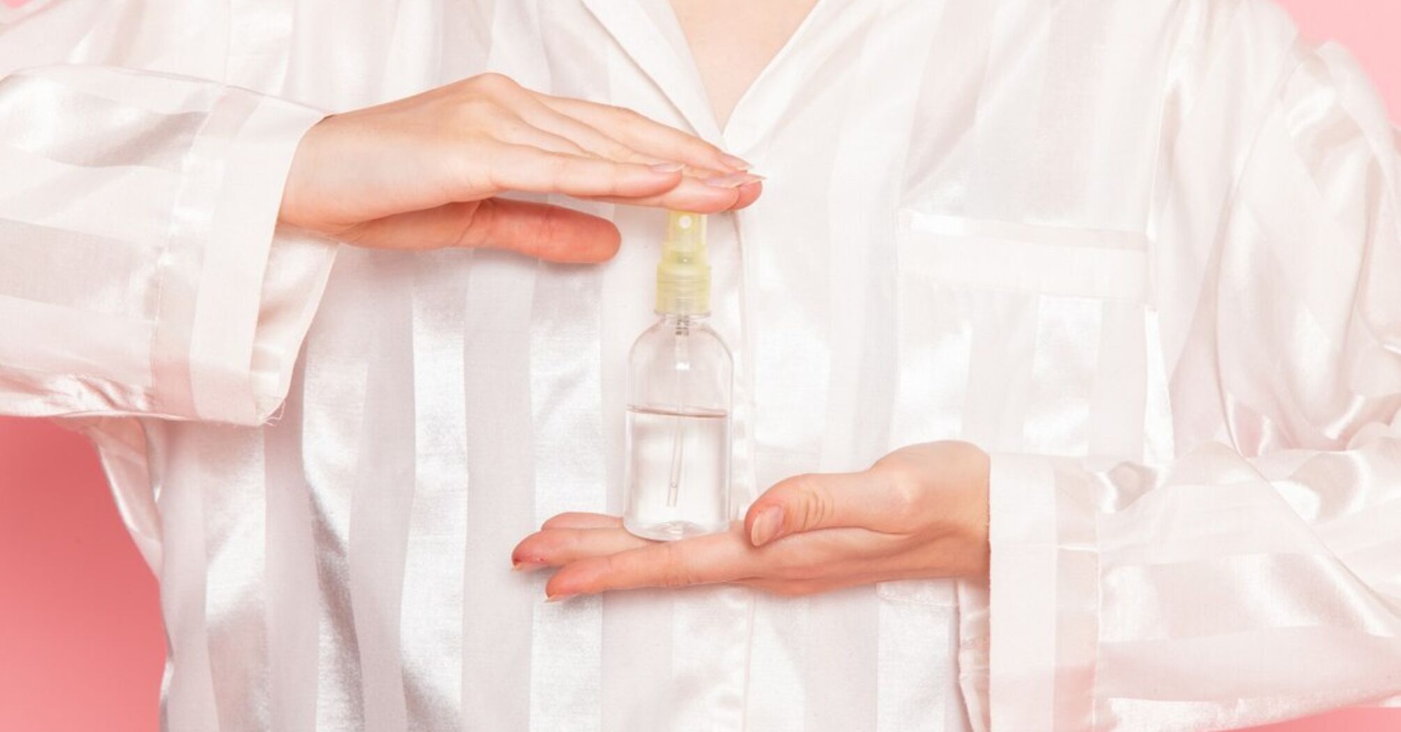 Як видалити плями від парфумів з одягу: прості, але ефективні способи