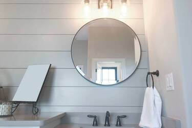 How to prevent bathroom mirrors from fogging: three useful life hacks