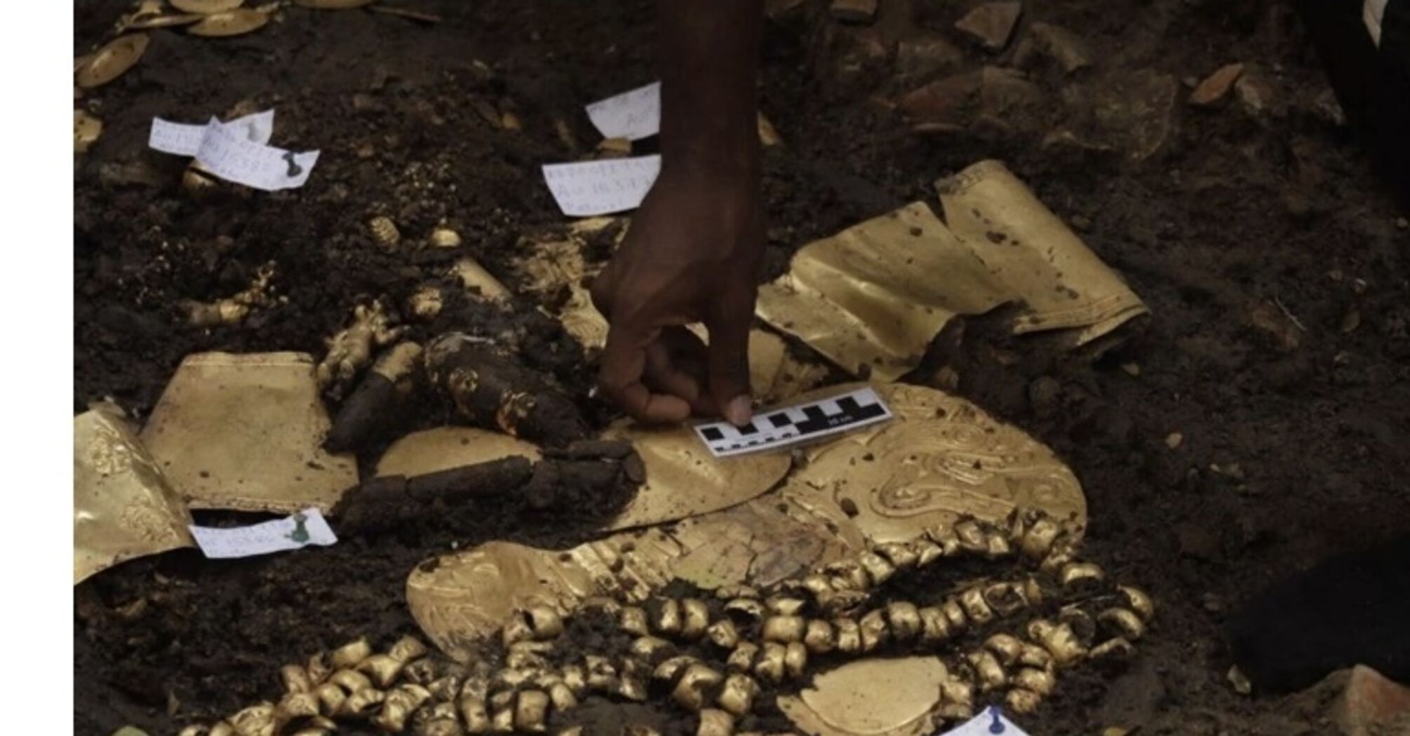 У Панамі виявили гробницю правителя народу Кокле повну золота 