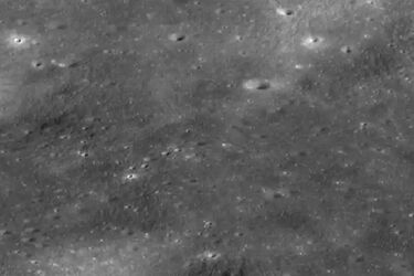 NASA ustaliła pochodzenie tajemniczego obiektu kosmicznego krążącego wokół Księżyca (zdjęcie)