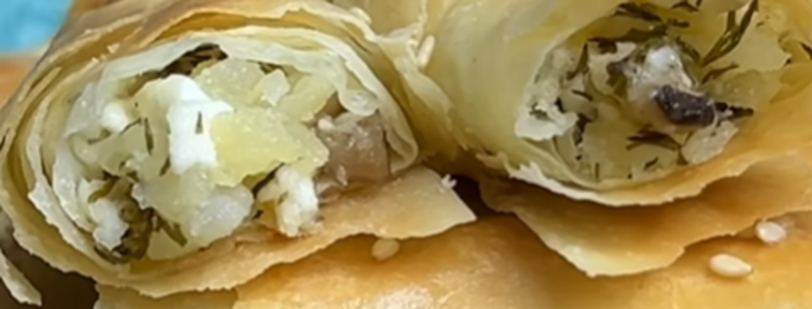 Домашні ролліні з картоплею, грибами та бринзою: рецепт з тістом філо
