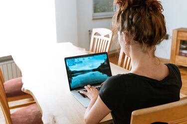 Які правила слід врахувати при роботі за комп'ютером