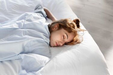 A daily habit that will help you fall asleep quickly is named