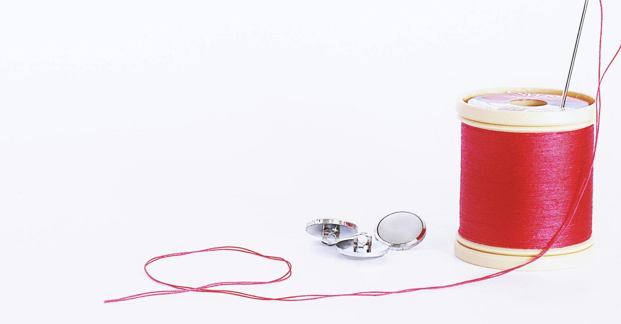 Захист від пристріту та злих сил: що означає червона нитка на зап'ясті