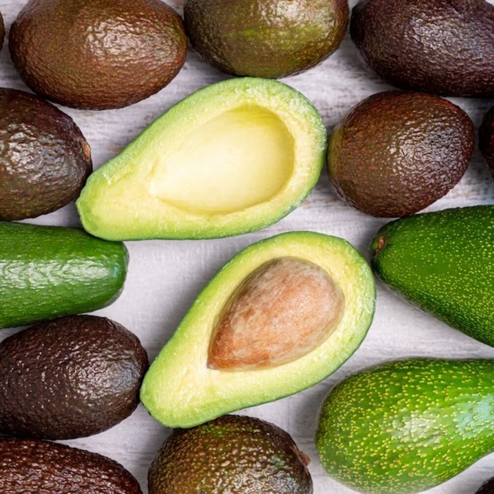 Как ускорить созревание зеленого авокадо: действенный лайфхак