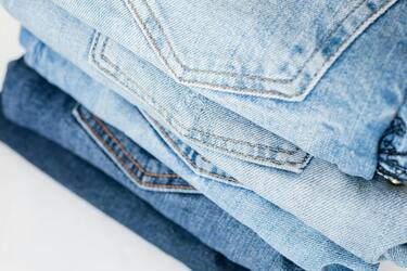 Як правильно прати джинси