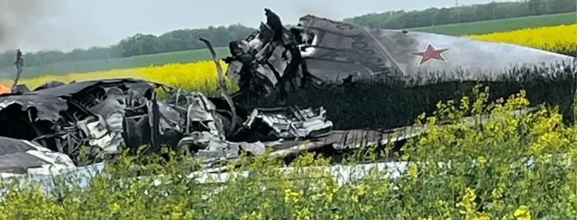 'Карма у дії': у рф впав дальній бомбардувальник Ту-22М3, який вночі обстрілював Україну (відео)